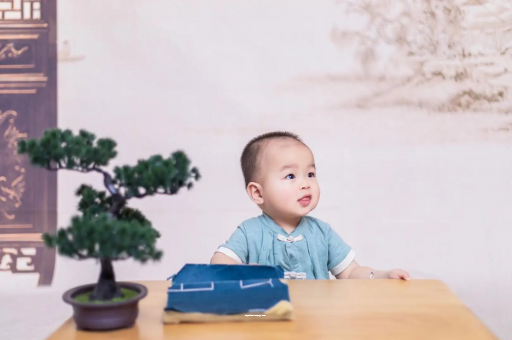 那曲宝宝睡觉易惊醒