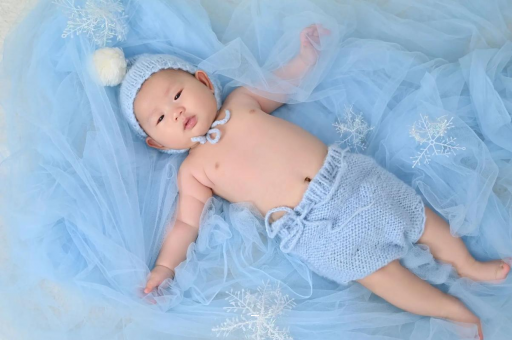 那曲宝宝几个月会认人